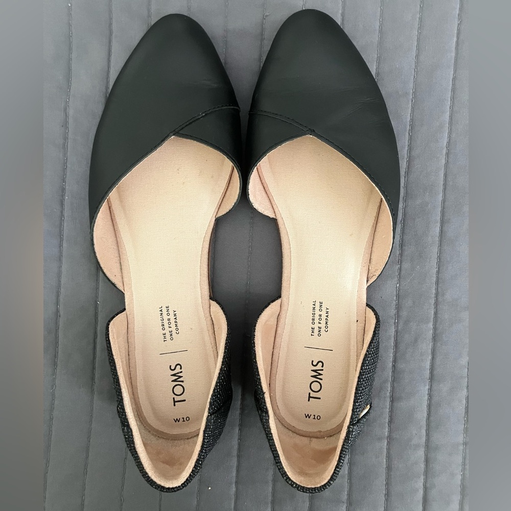 Tom’s Jutti D’Orsay Black Leather Flat (size 10)